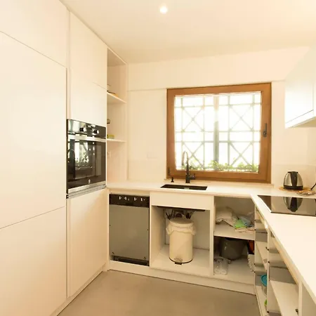 Luxury River View Belem Villa *